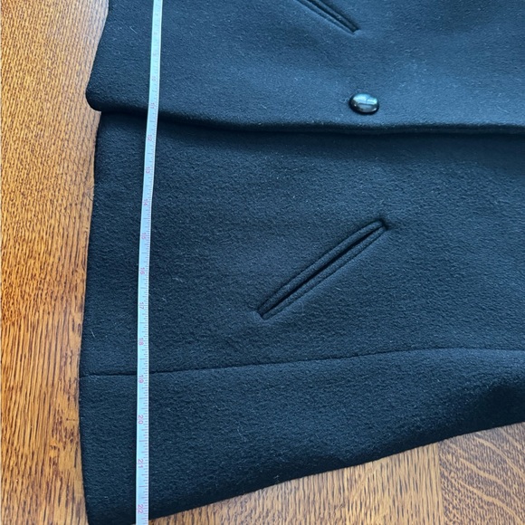 Larry Levine size medium wool blazer/coat. - Picture 6 of 11